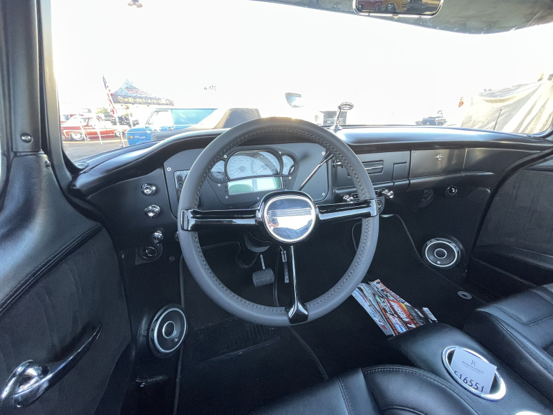 matt-hotch-the-wide-side-GMC-8