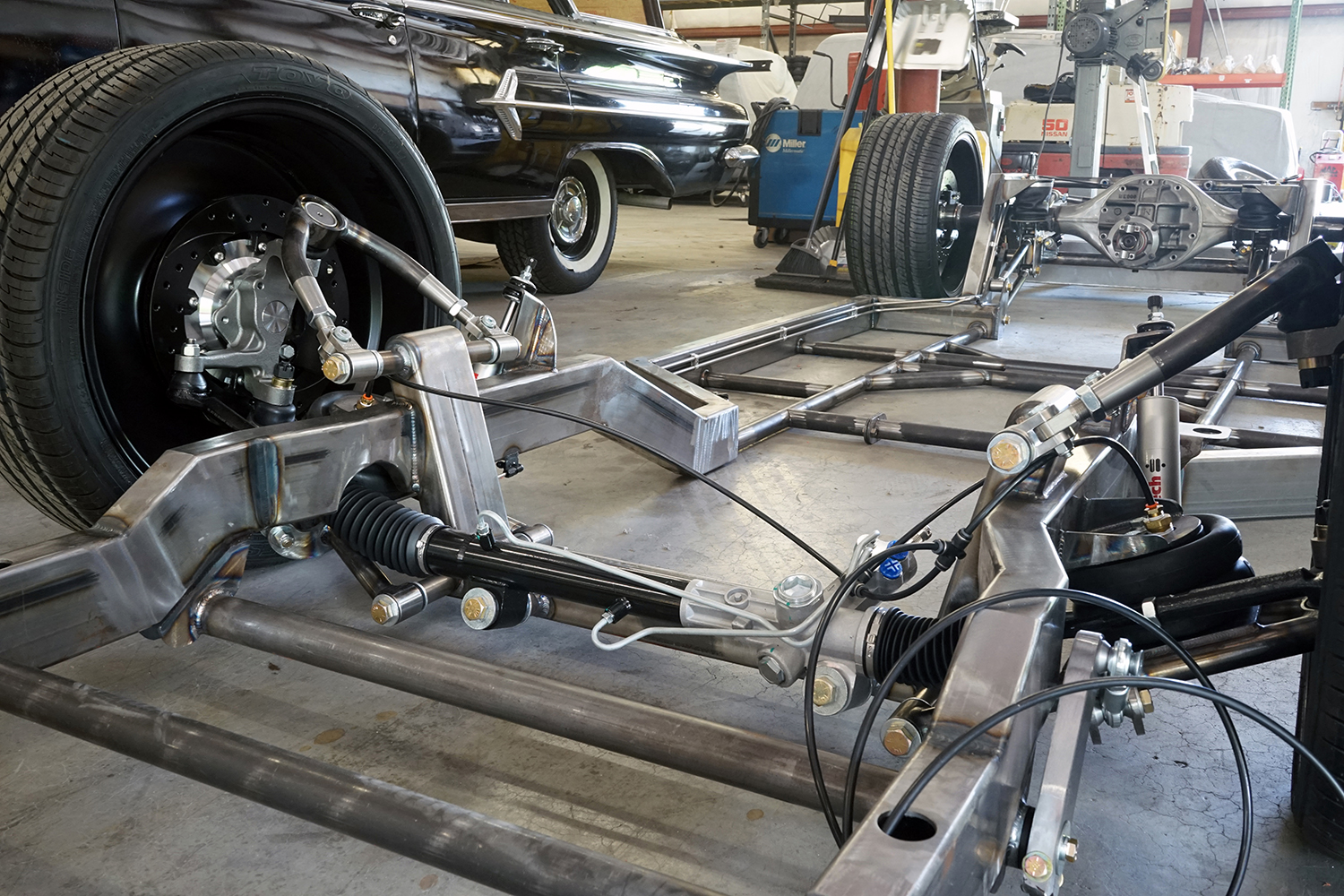 scotts hotrods custom chassis superslam bagged